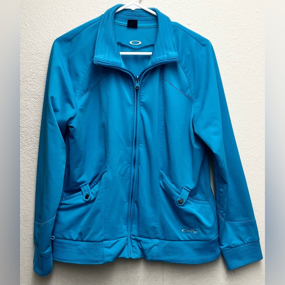 Women’s Blue Oakley Active Jacket Size XL Great condition